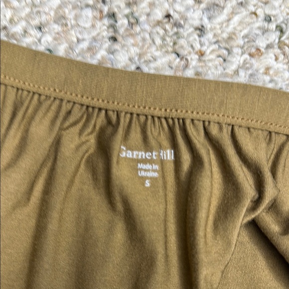 Garnet Hill Tan Tencel Relaxed Pleated Top small - Picture 6 of 9